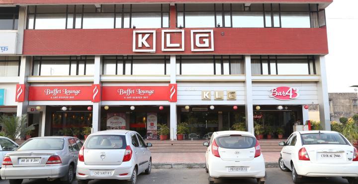 Hotel Klg International Zirakpur Kültér fotó