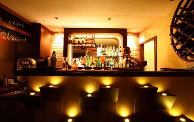 Hotel Klg International Zirakpur Kültér fotó