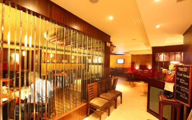 Hotel Klg International Zirakpur Kültér fotó